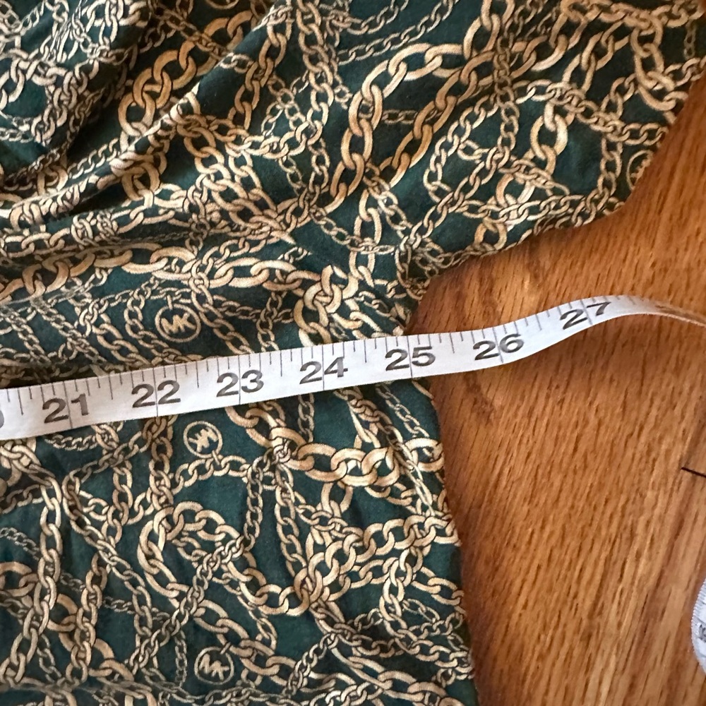 Michael Kors top. Size 1X - Picture 8 of 9